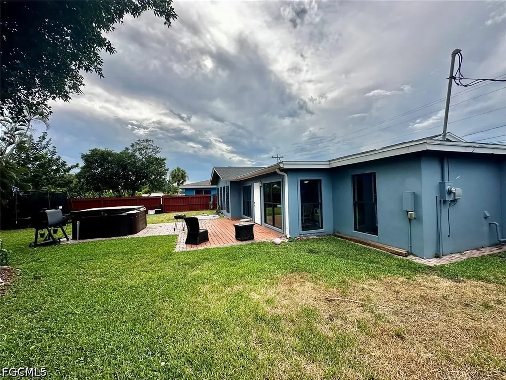 1763 Inlet Drive North Fort Myers FL 33903