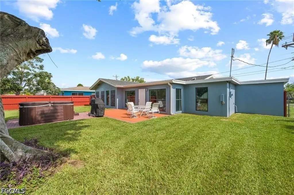 1763 Inlet Drive North Fort Myers FL 33903