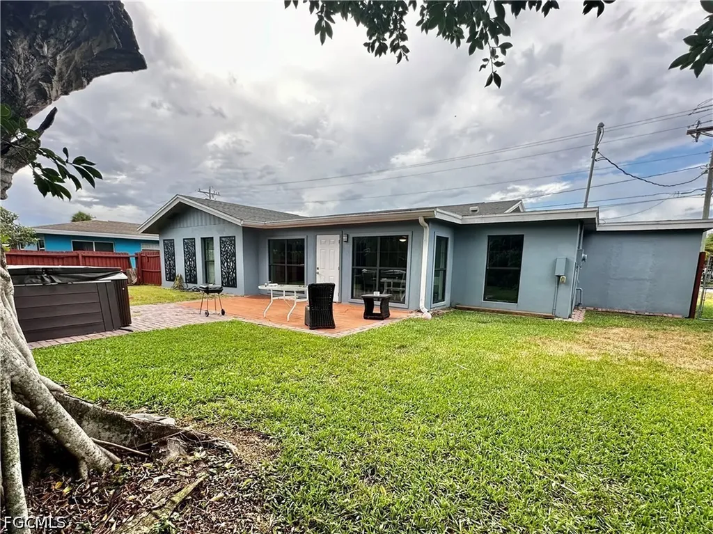 1763 Inlet Drive North Fort Myers FL 33903
