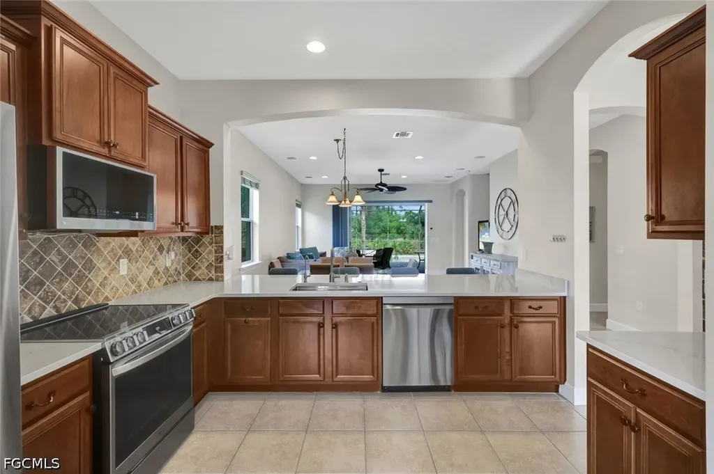 13055 Simsbury Terrace Fort Myers FL 33913