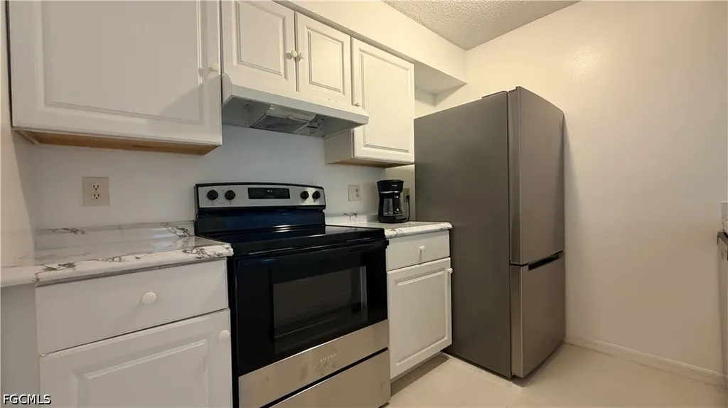 3407 Winkler Avenue Fort Myers FL 33916