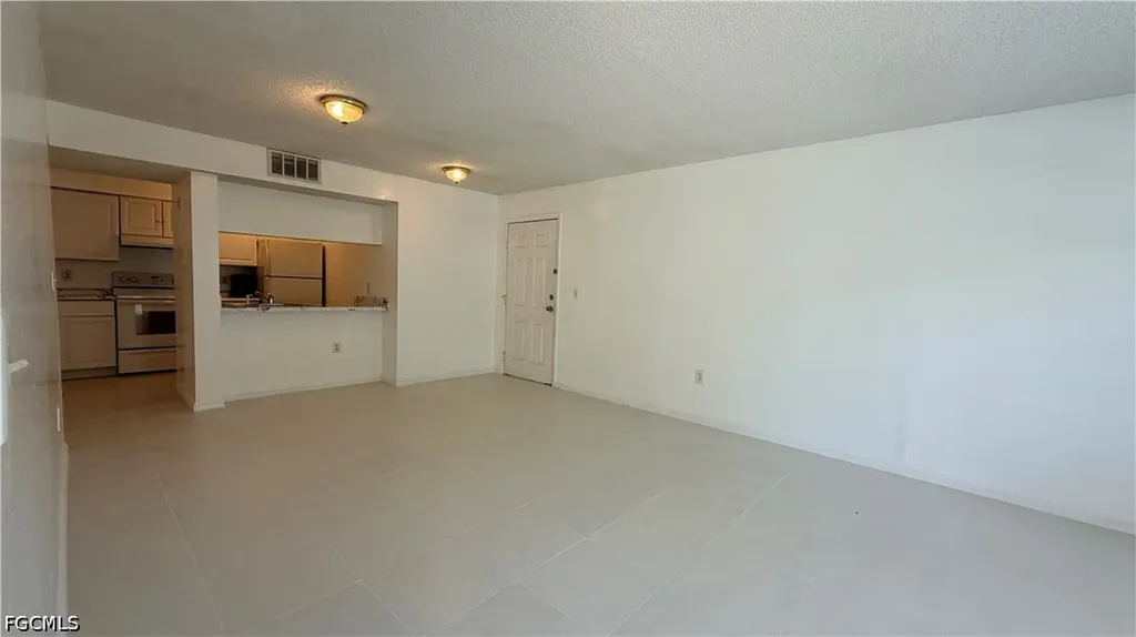 3407 Winkler Avenue Fort Myers FL 33916