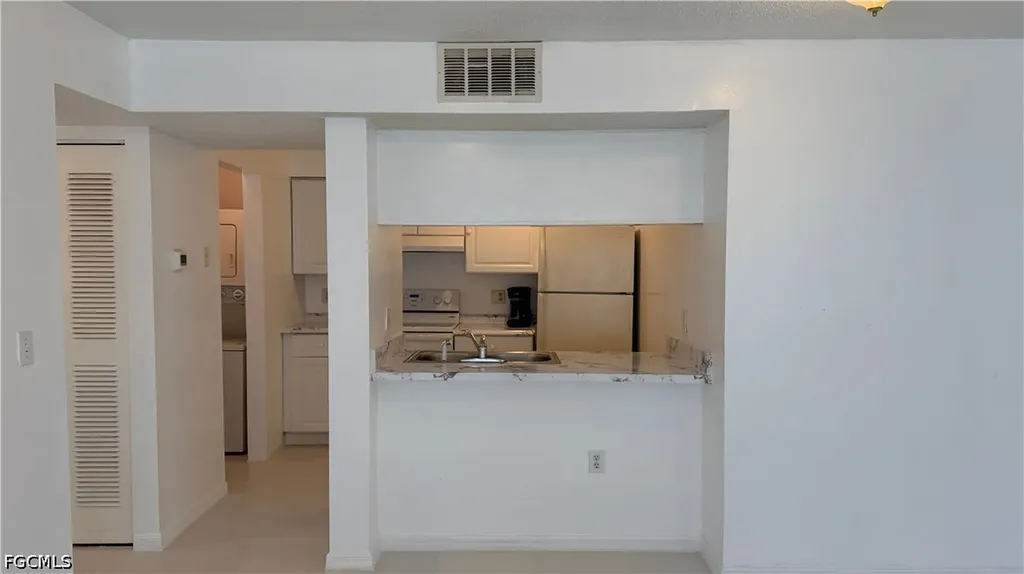 3407 Winkler Avenue Fort Myers FL 33916
