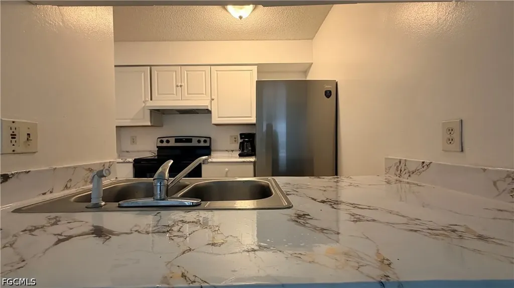 3407 Winkler Avenue Fort Myers FL 33916