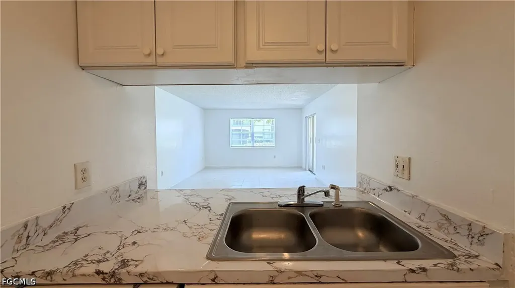 3407 Winkler Avenue Fort Myers FL 33916