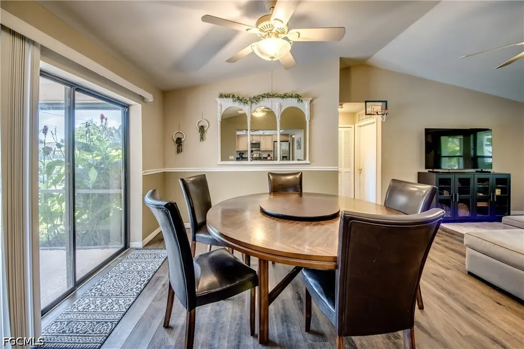 3723 SE 2nd Place Cape Coral FL 33904
