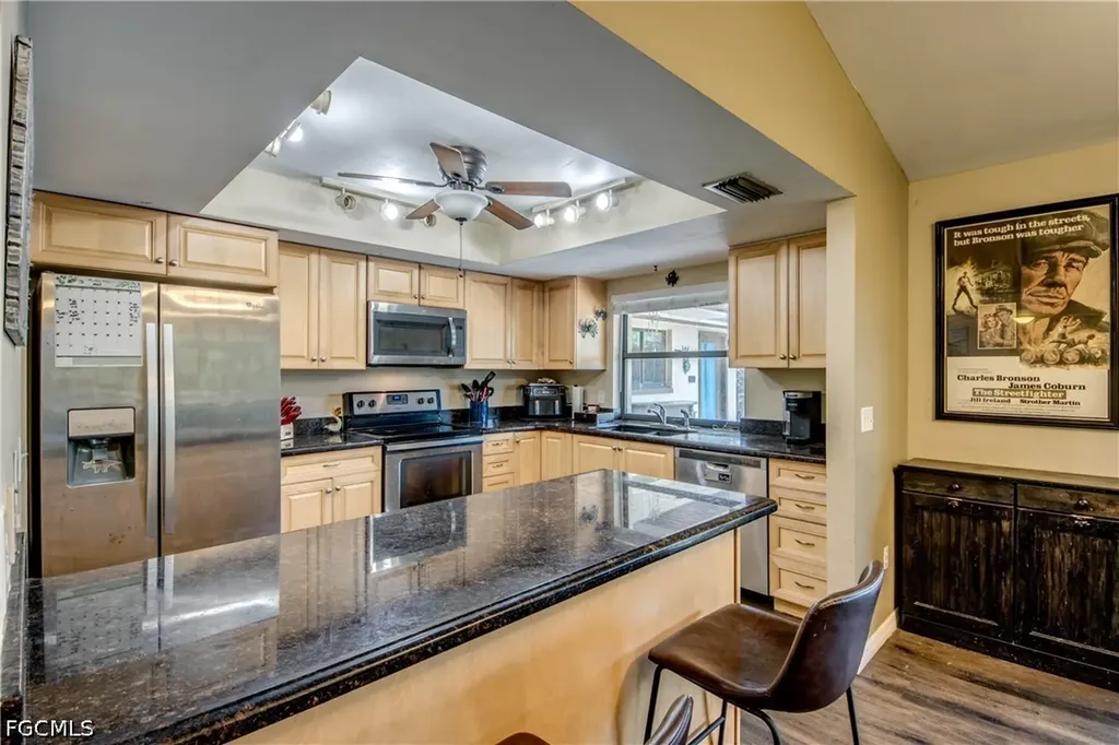 3723 SE 2nd Place Cape Coral FL 33904