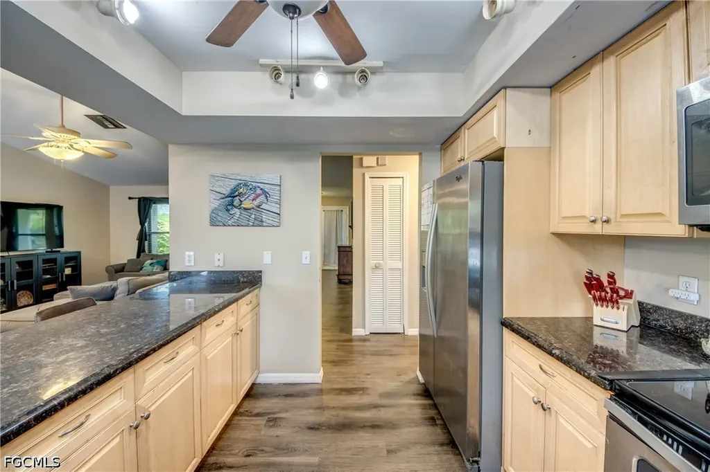 3723 SE 2nd Place Cape Coral FL 33904