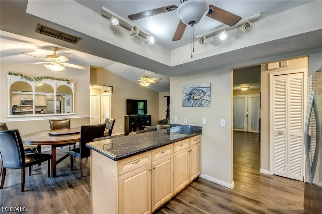 3723 SE 2nd Place Cape Coral FL 33904