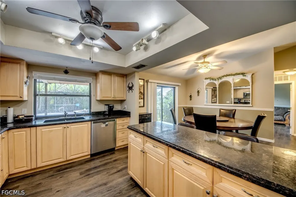 3723 SE 2nd Place Cape Coral FL 33904