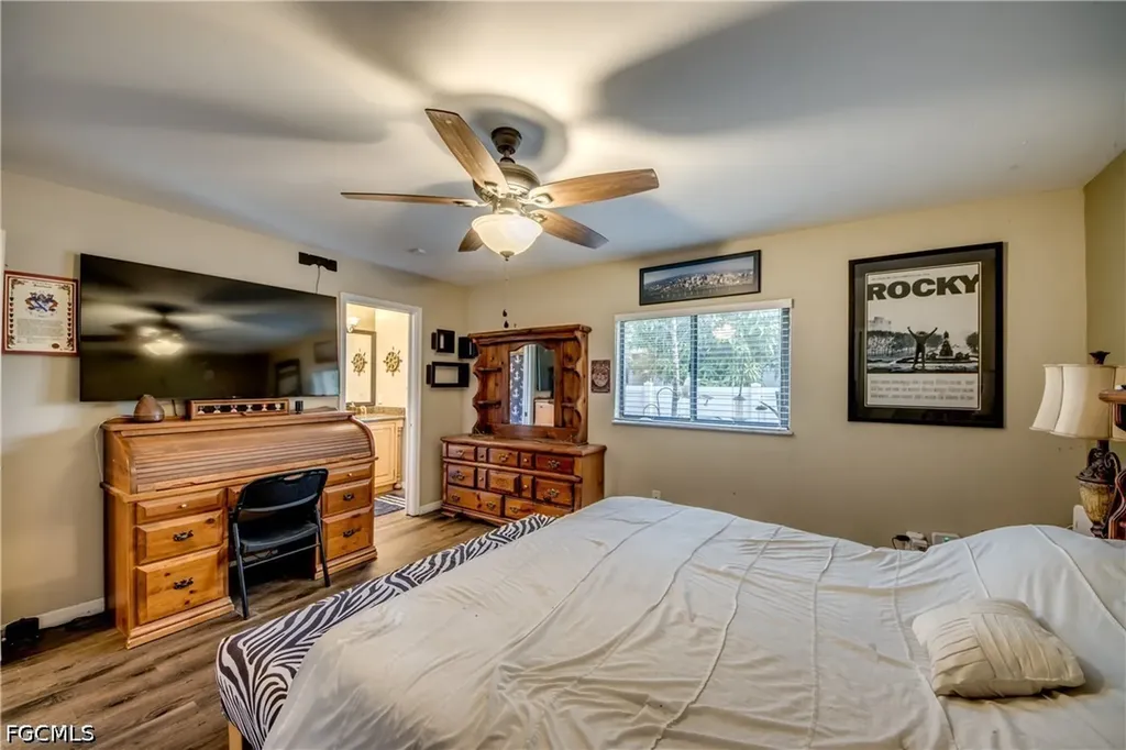 3723 SE 2nd Place Cape Coral FL 33904