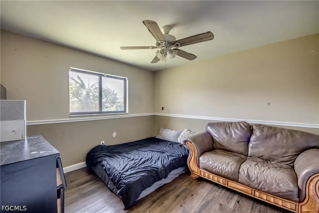 3723 SE 2nd Place Cape Coral FL 33904