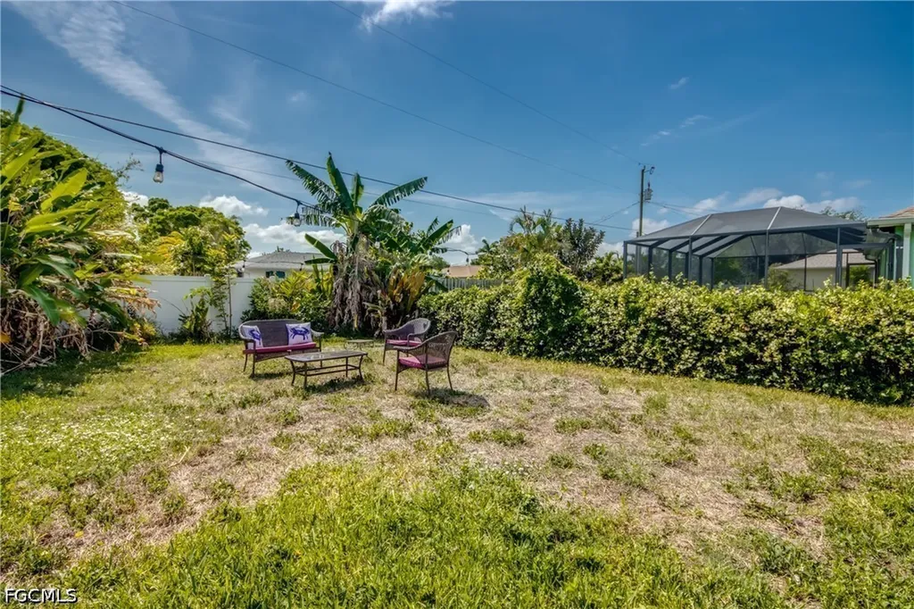 3723 SE 2nd Place Cape Coral FL 33904