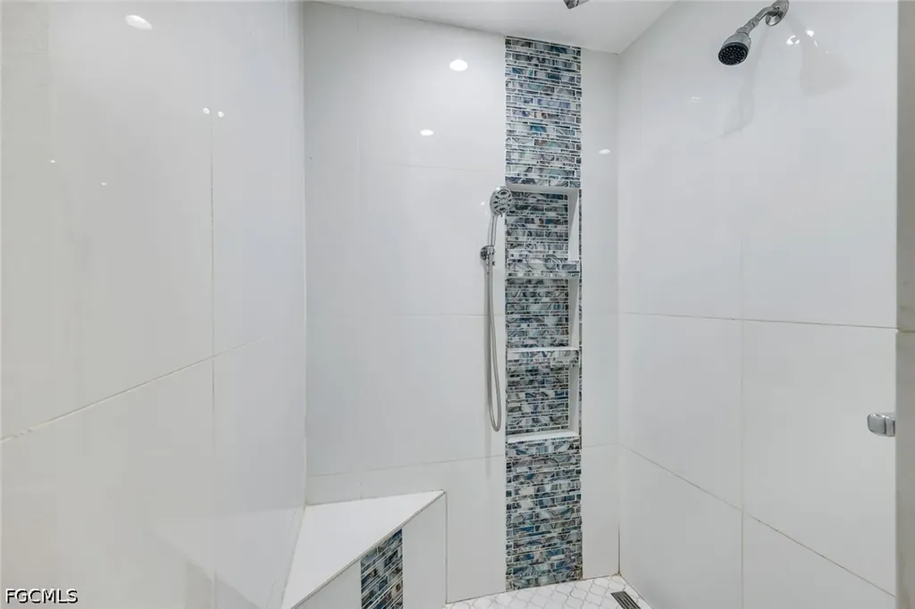 1402 NE 19th Terrace Cape Coral FL 33909