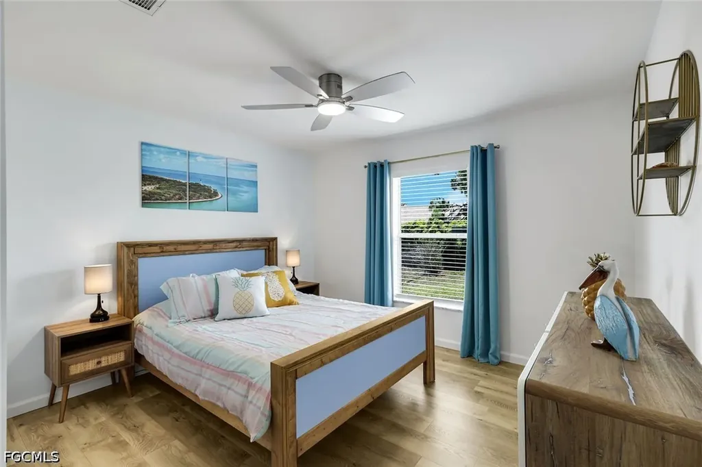1402 NE 19th Terrace Cape Coral FL 33909