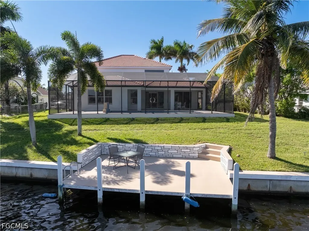 3101 SW 26th Place Cape Coral FL 33914
