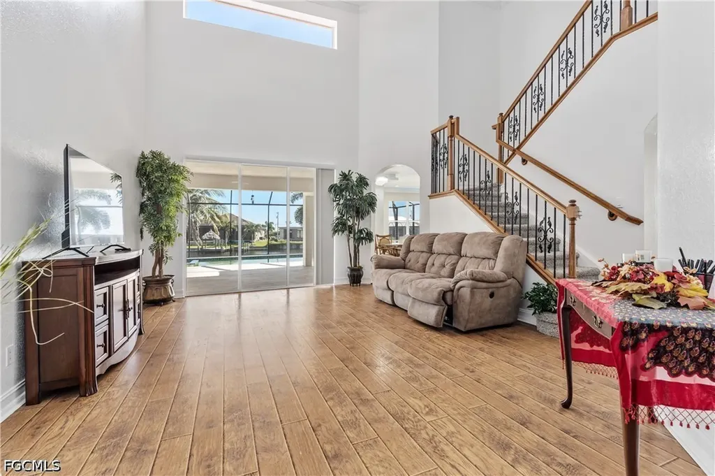 3101 SW 26th Place Cape Coral FL 33914