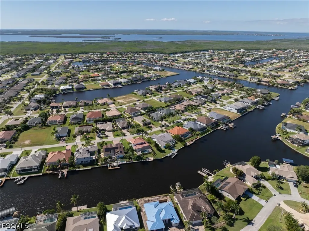 3101 SW 26th Place Cape Coral FL 33914