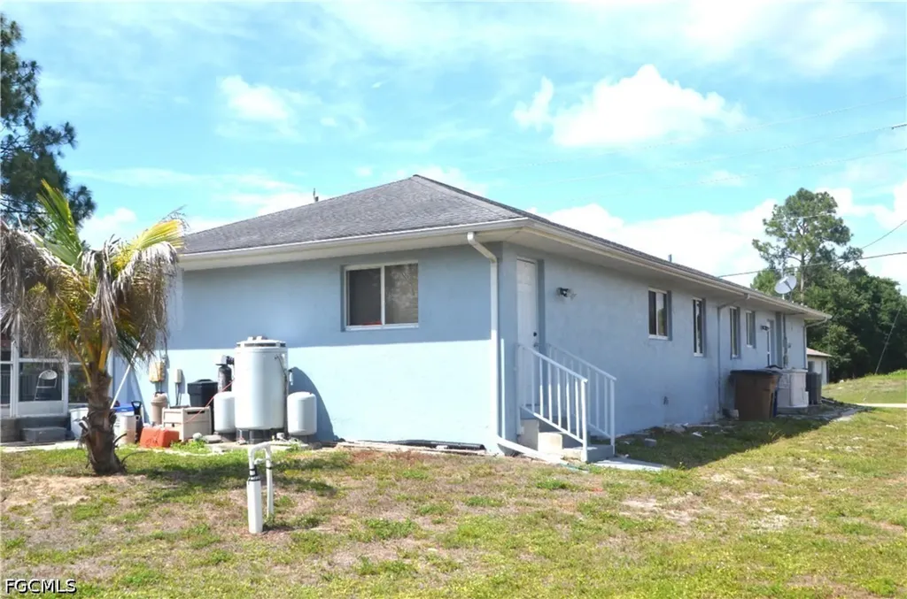 5005 28th Street SW Lehigh Acres FL 33973