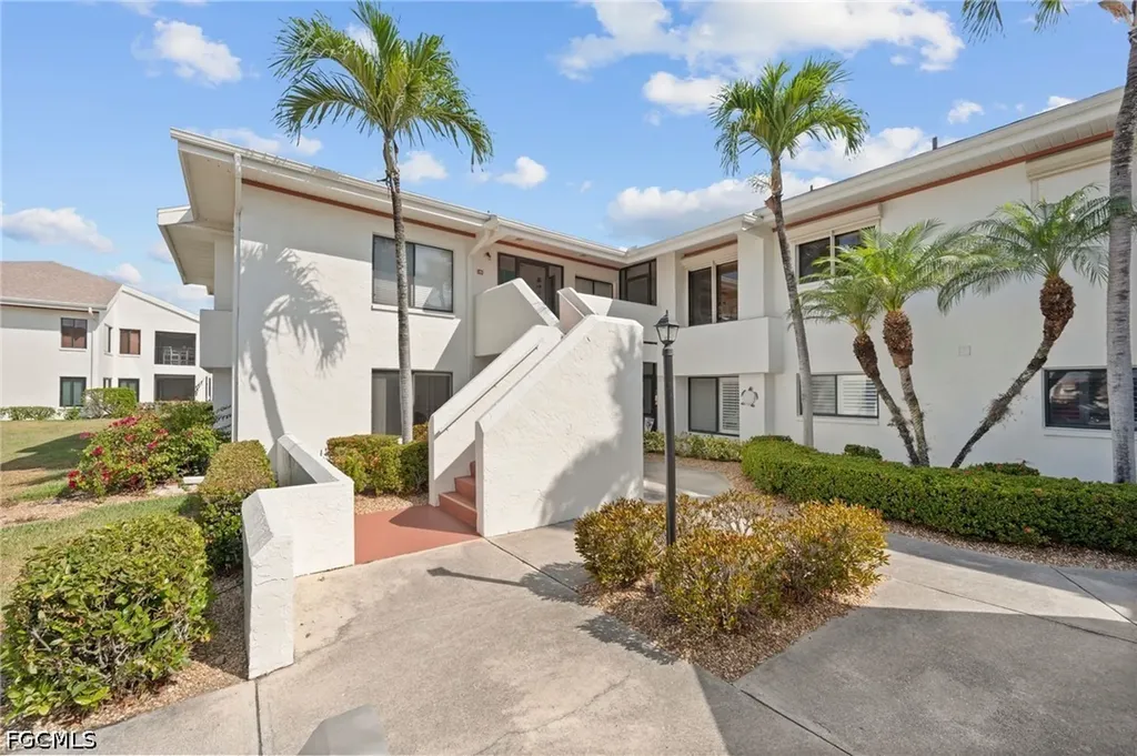 1784 Augusta Drive Fort Myers FL 33907
