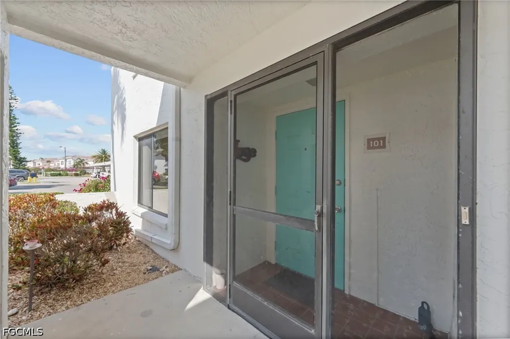 1784 Augusta Drive Fort Myers FL 33907