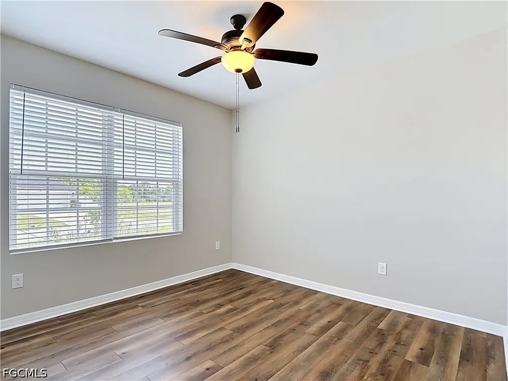 330 SW 31st Street Cape Coral FL 33914