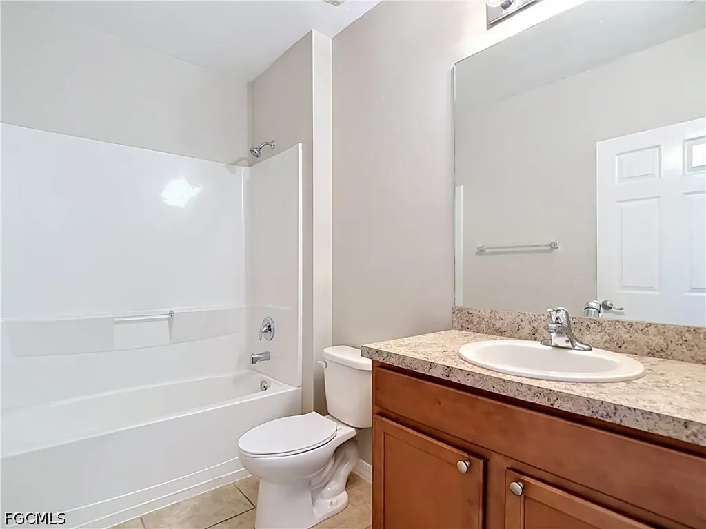 330 SW 31st Street Cape Coral FL 33914