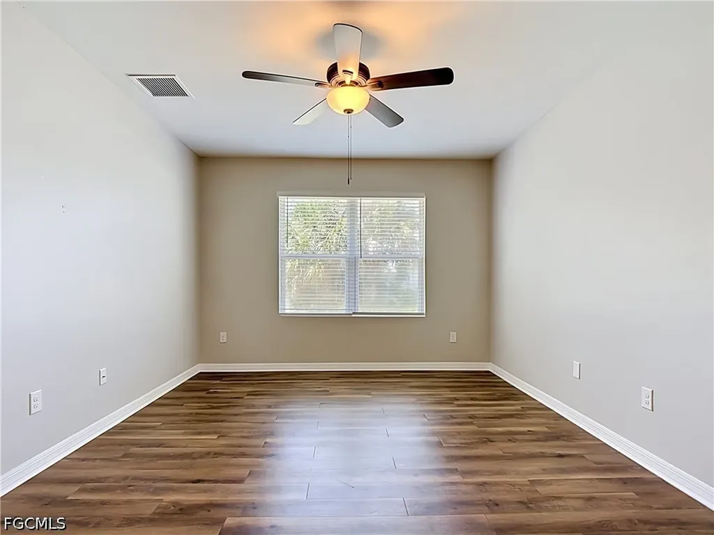 330 SW 31st Street Cape Coral FL 33914