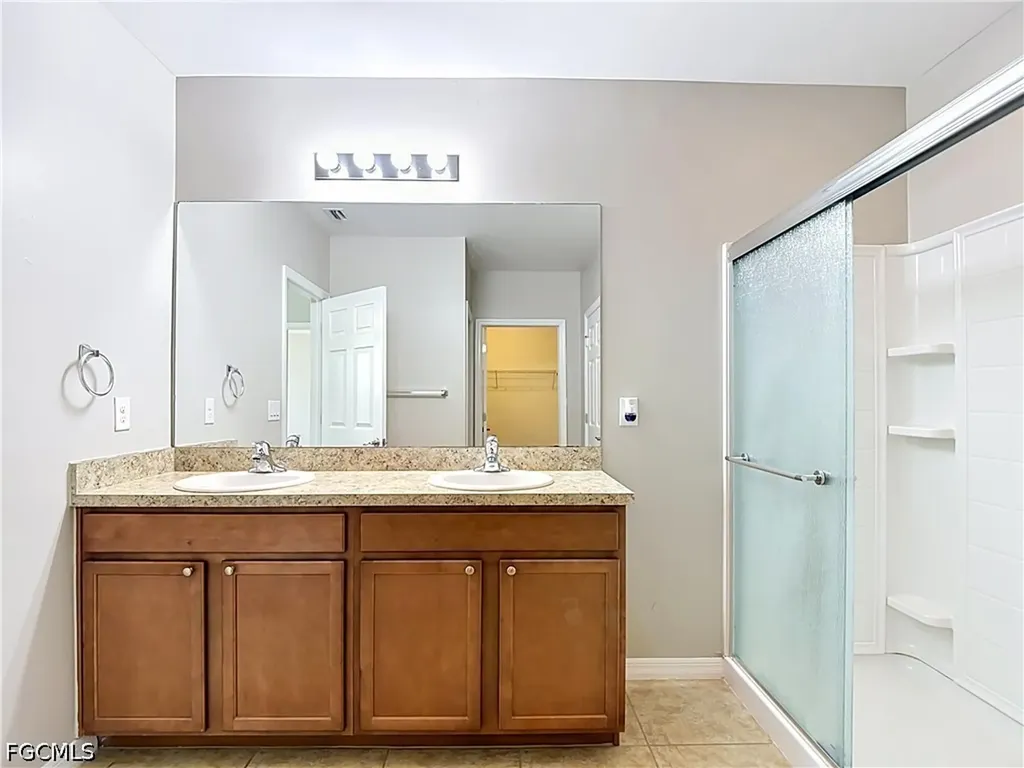 330 SW 31st Street Cape Coral FL 33914