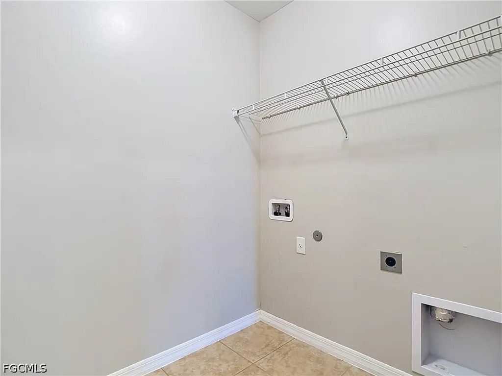 330 SW 31st Street Cape Coral FL 33914