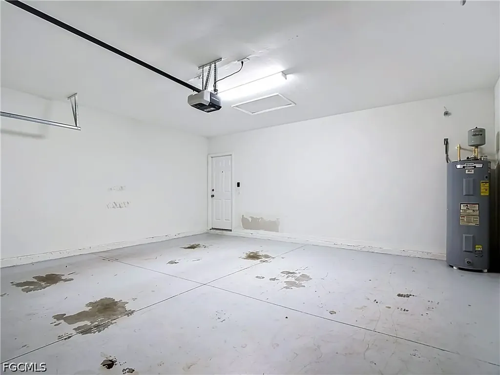330 SW 31st Street Cape Coral FL 33914