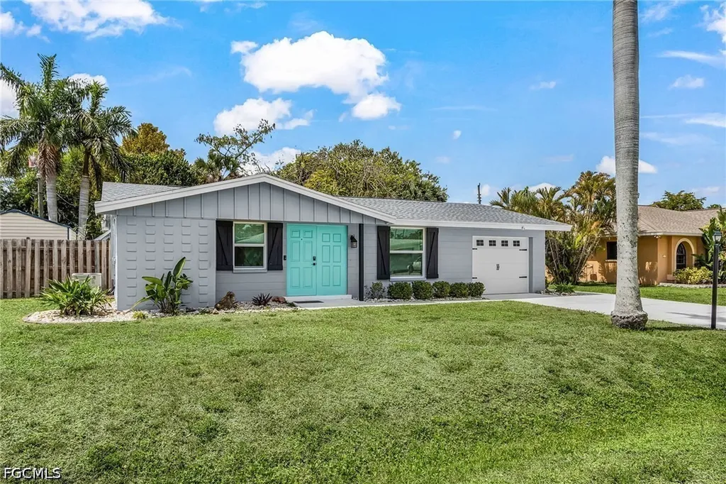 776 Entrada Drive S Fort Myers FL 33919