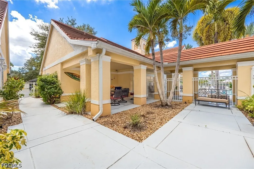 12591 Equestrian Circle Fort Myers FL 33907