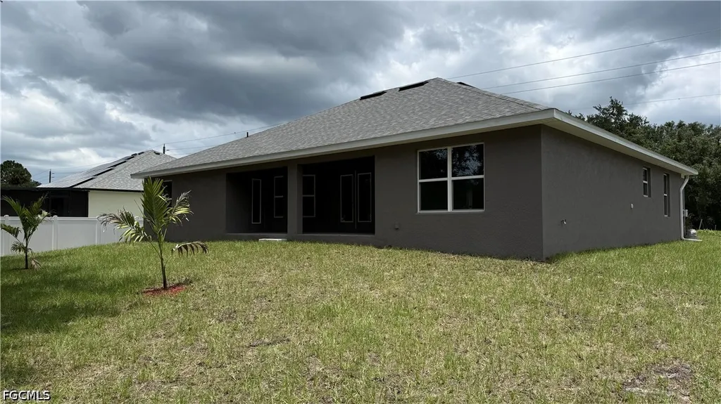 657 Windermere Drive Lehigh Acres FL 33972
