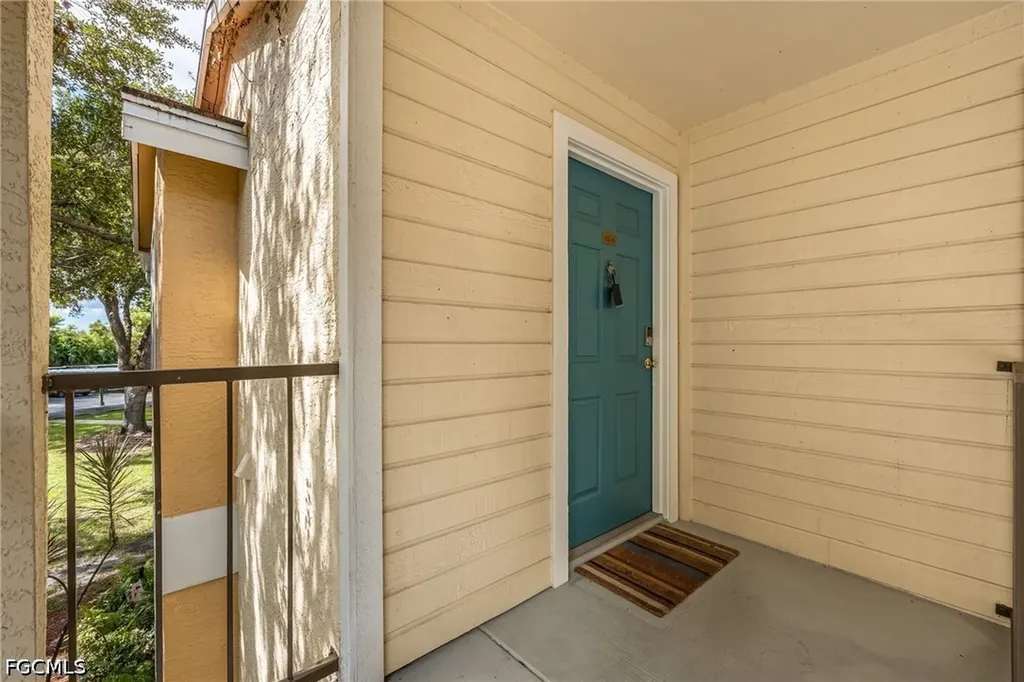 12581 Equestrian Circle Fort Myers FL 33907