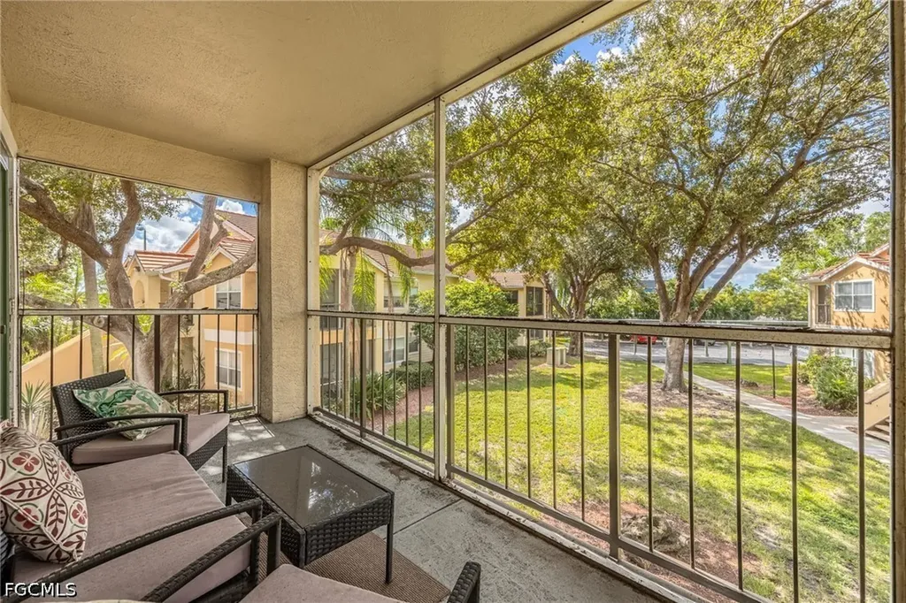 12581 Equestrian Circle Fort Myers FL 33907