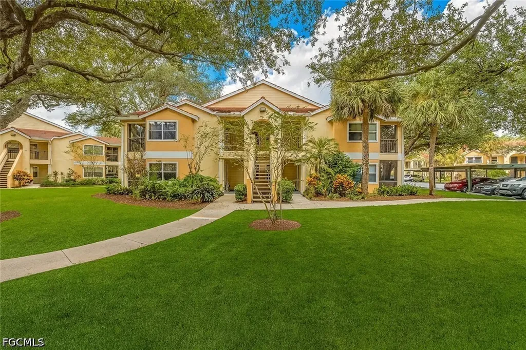 12581 Equestrian Circle Fort Myers FL 33907