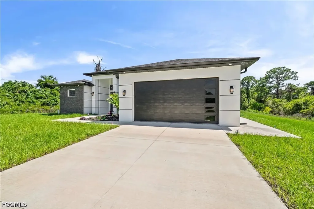 3621 4th Street W Lehigh Acres FL 33971