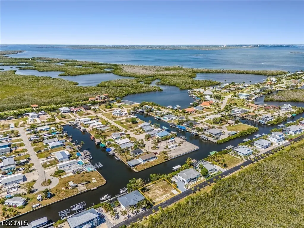 2936 Buttonwood Key Court St. James City FL 33956