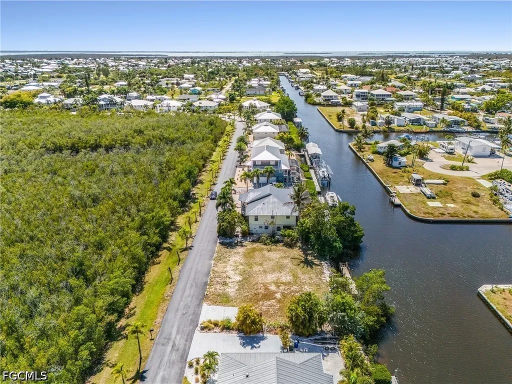 2936 Buttonwood Key Court St. James City FL 33956