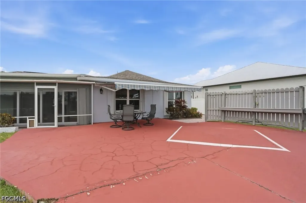 13794 River Forest Drive Fort Myers FL 33905