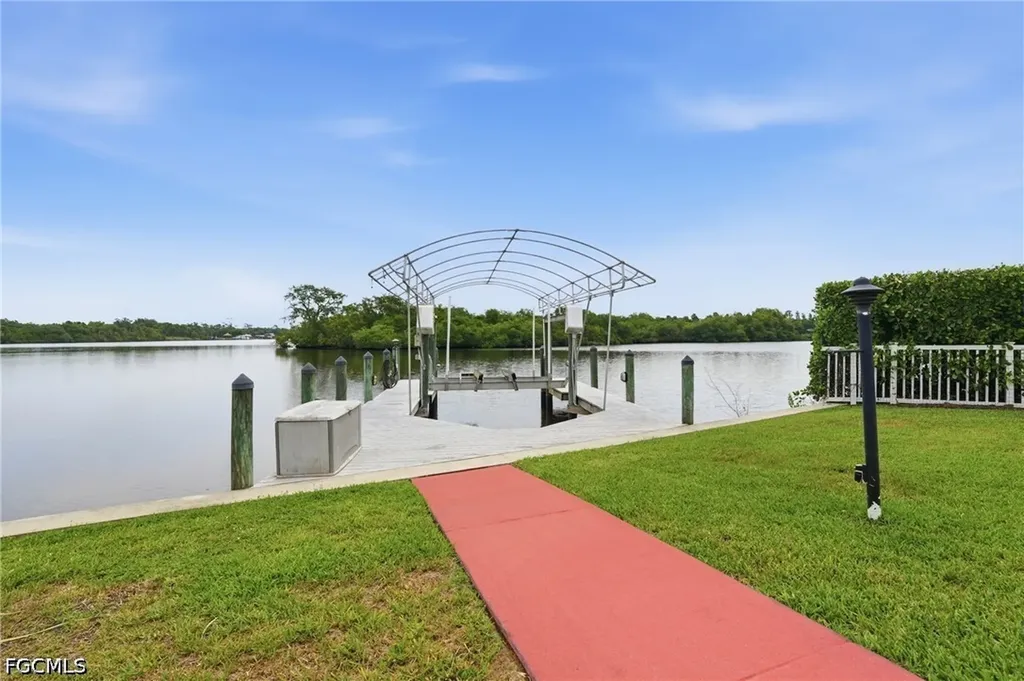 13794 River Forest Drive Fort Myers FL 33905