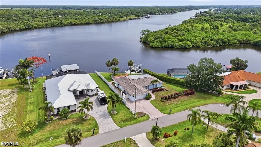 13794 River Forest Drive Fort Myers FL 33905