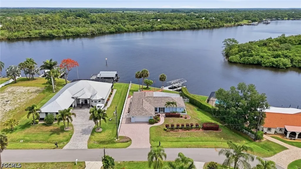 13794 River Forest Drive Fort Myers FL 33905