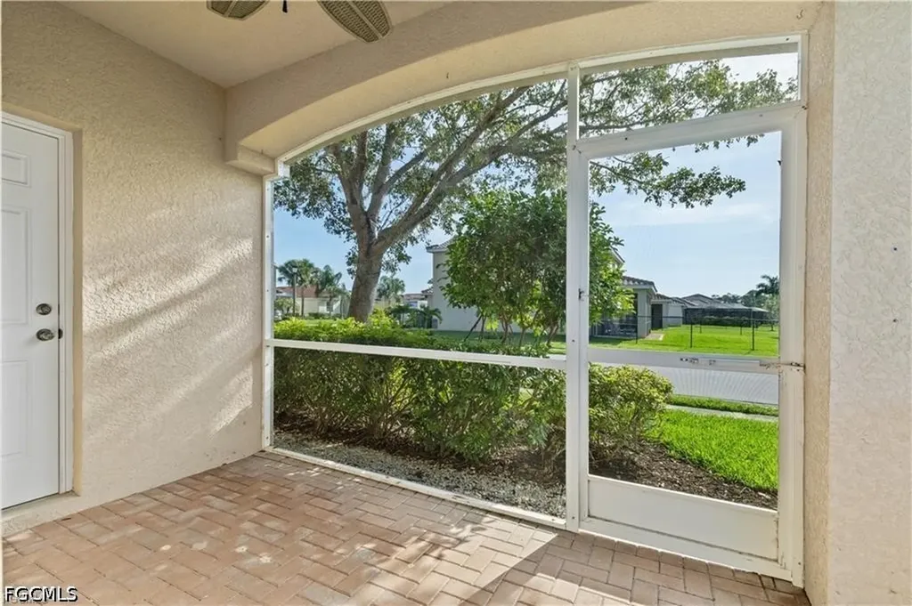 2448 Laurentina Lane Cape Coral FL 33909