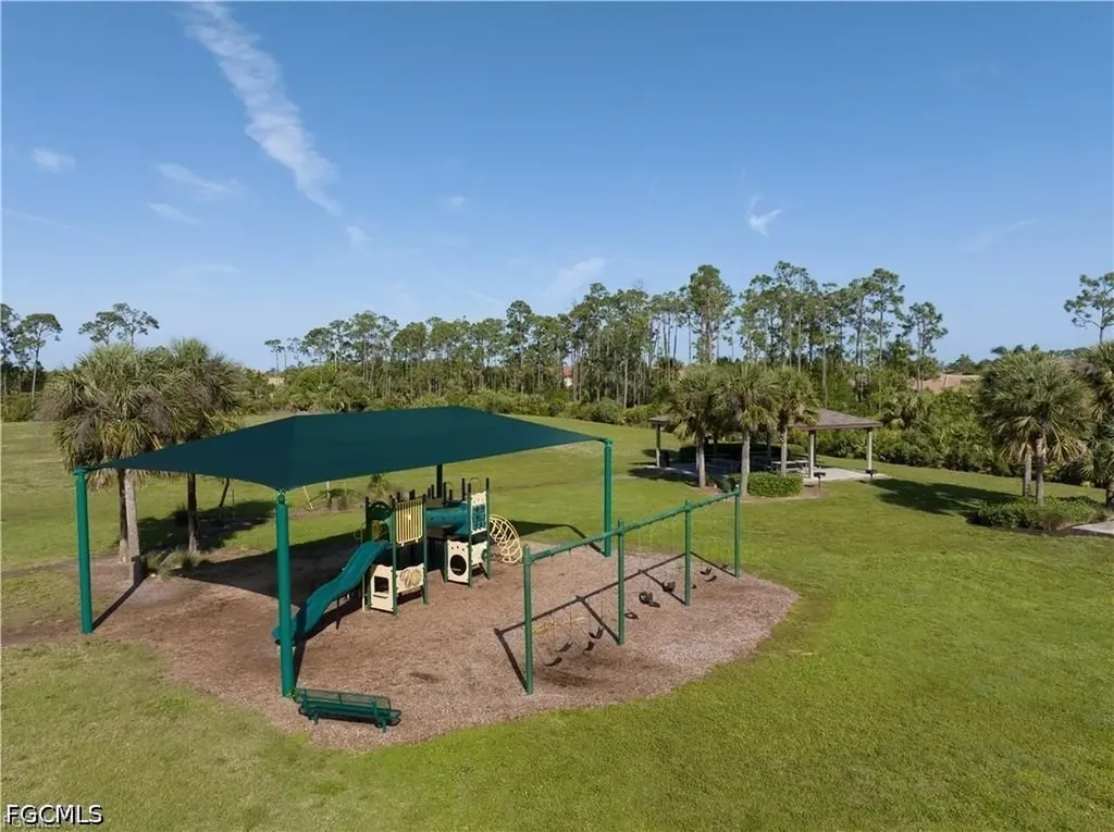 2448 Laurentina Lane Cape Coral FL 33909