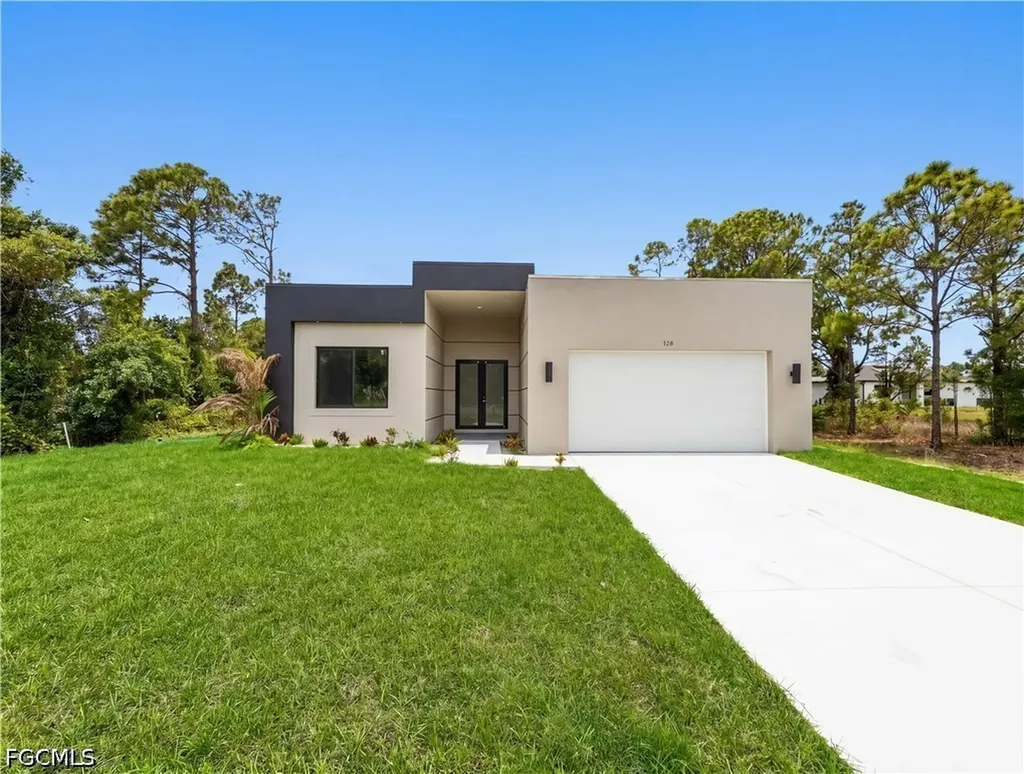 728 Crestline Avenue S Lehigh Acres FL 33974