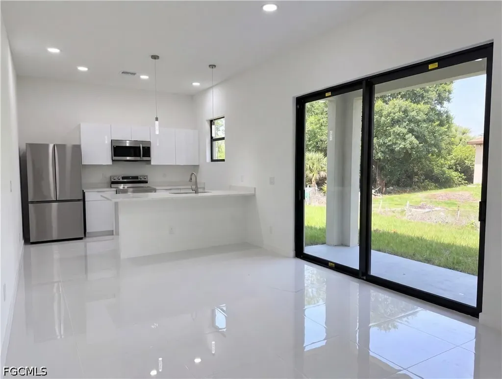 728 Crestline Avenue S Lehigh Acres FL 33974