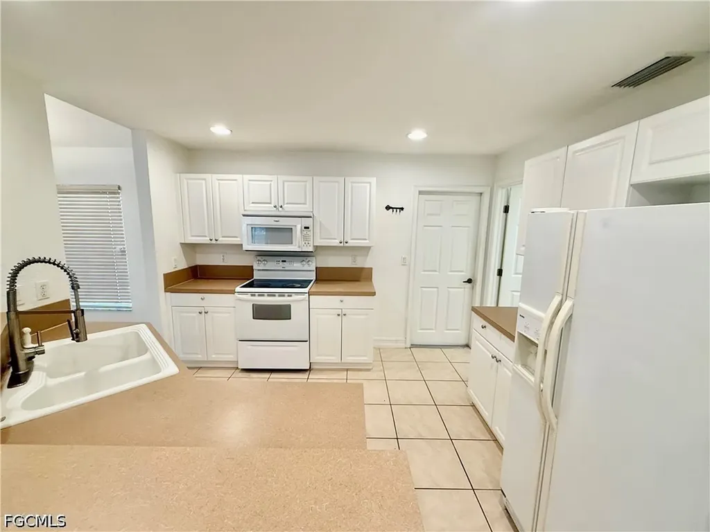 103 E 11th Street Lehigh Acres FL 33972