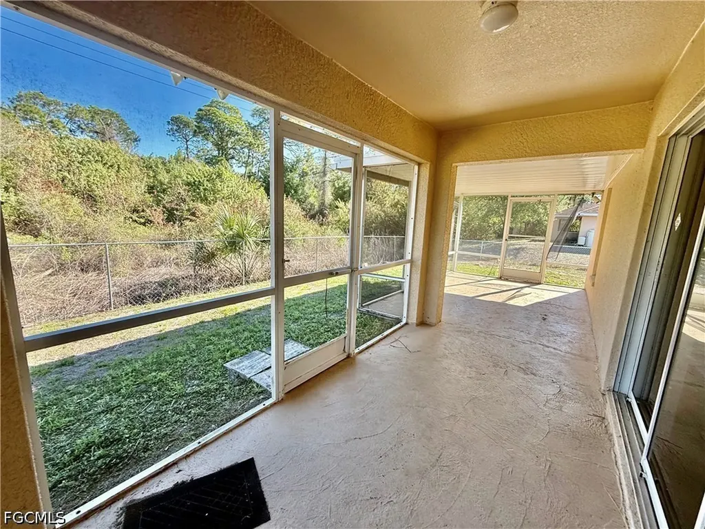 103 E 11th Street Lehigh Acres FL 33972